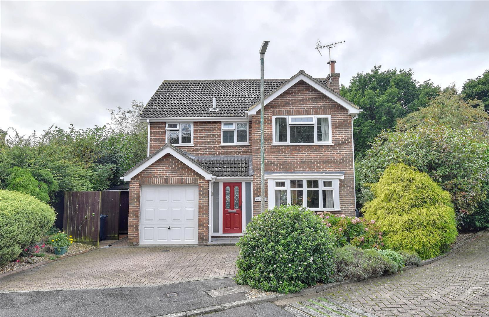 Rogersmead, Tenterden Rush, Witt & Wilson